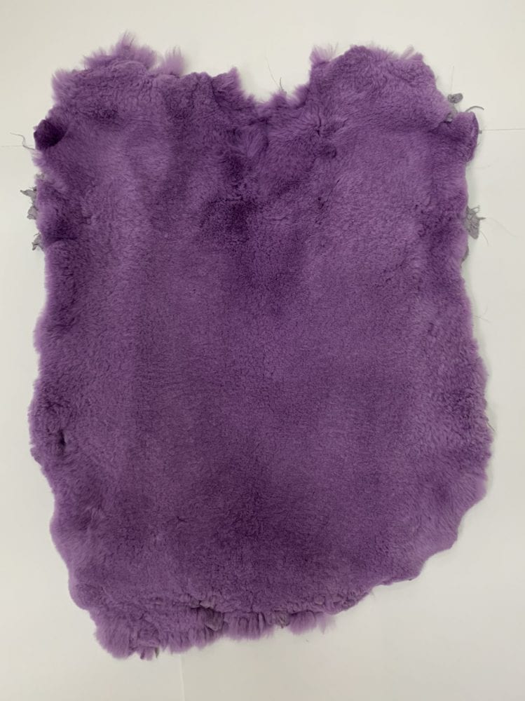 Шкурки кролика цвет фиолетовый (стриженный)